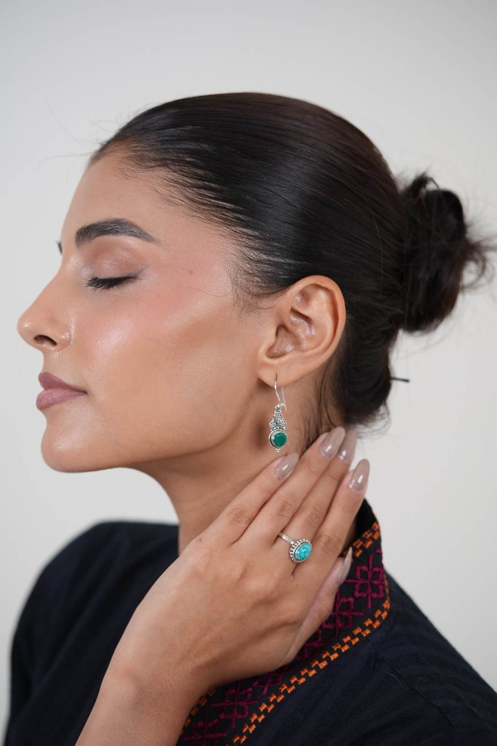 Handcrafted 925 Silver Green Gemstone Tiered Drop Earrings