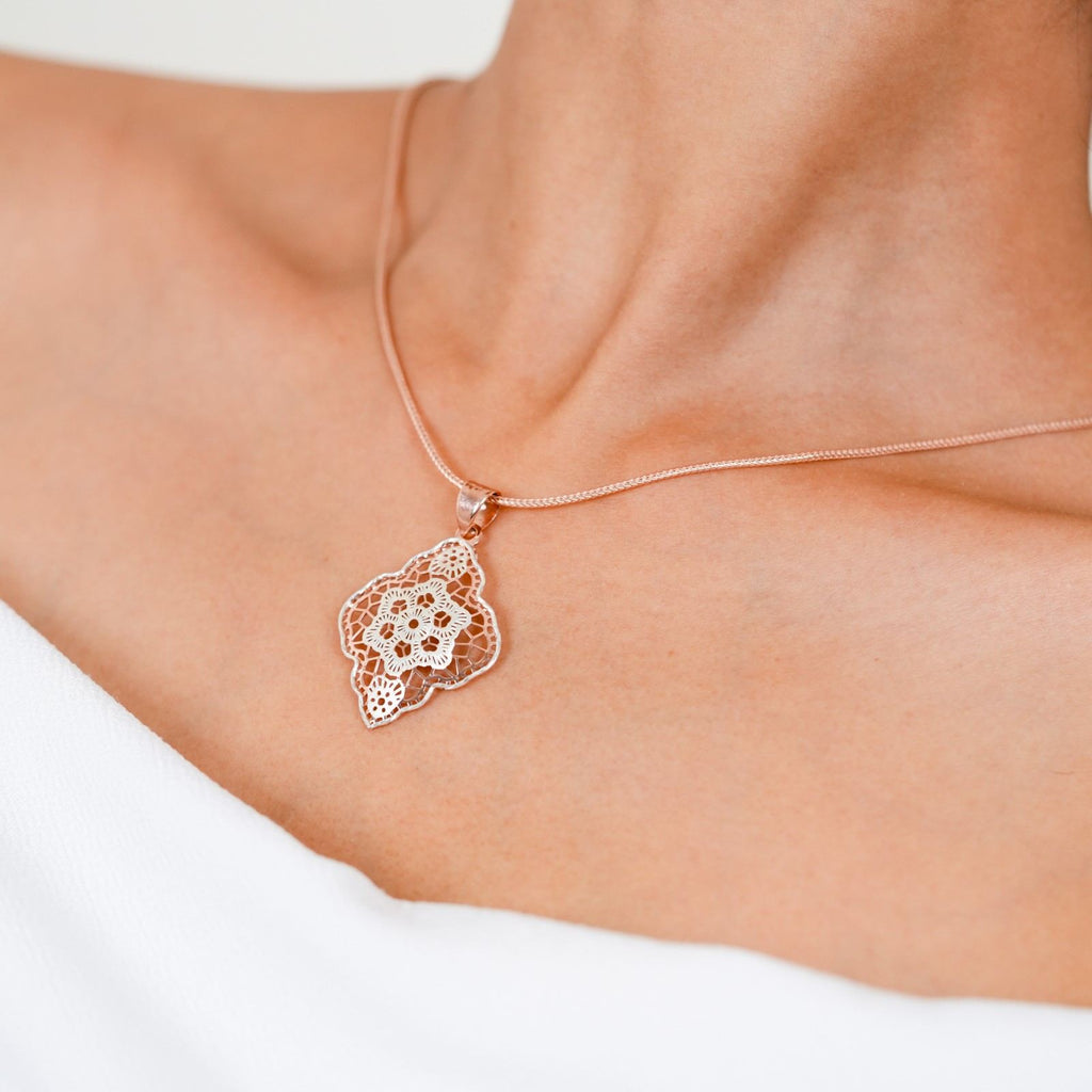 Anti-Tarnish Vintage Filigree 925 Sterling Silver Rose Gold Pendant Set with Drop Earrings (Pendant & Earrings Only)
