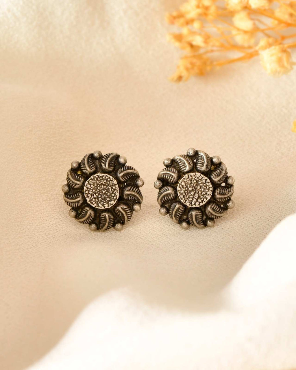 Handcrafted 925 Silver Textured Floral Sunflower Stud Earrings