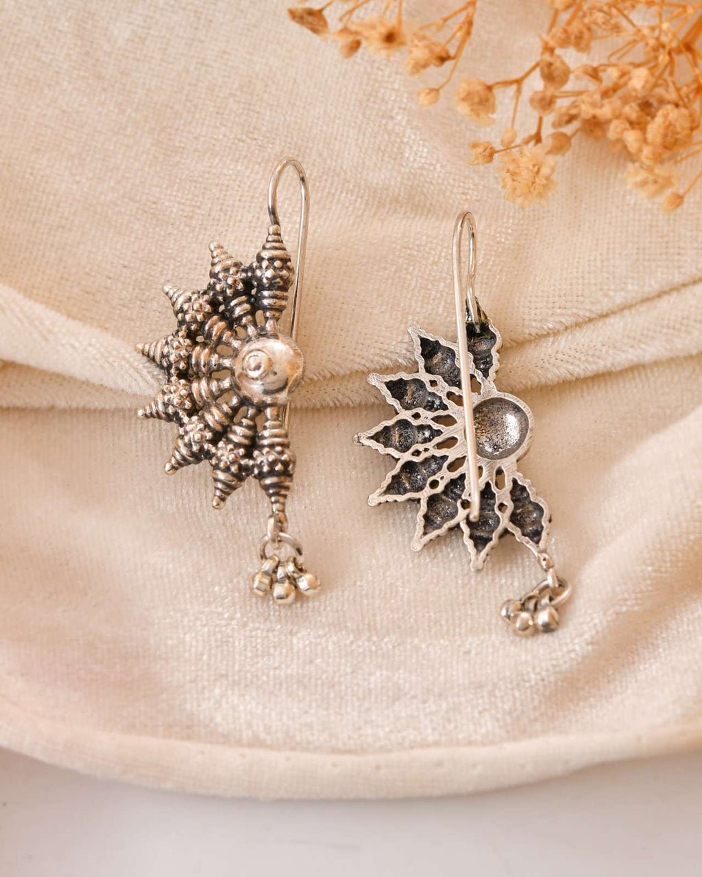 Antique Oxidised 925 Sterling Silver Sunburst Spiked Drop Earrings