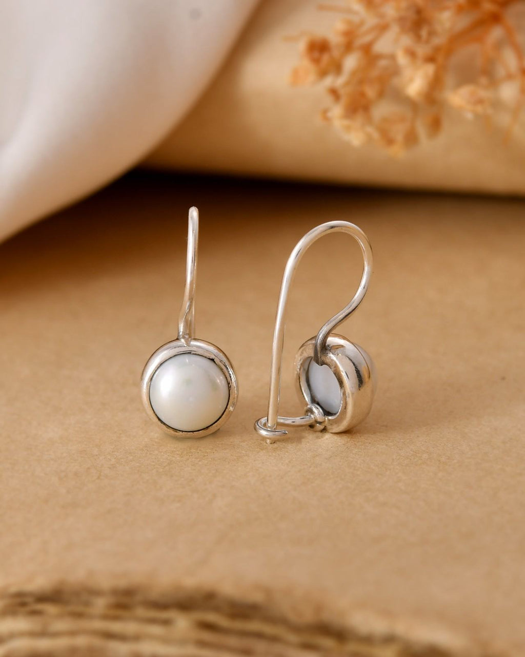 Handcrafted 925 Silver Solitaire Pearl Drop Earrings