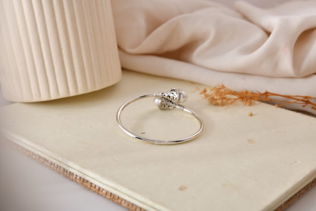 Antique Stone Motif Silver Bangle Bracelet