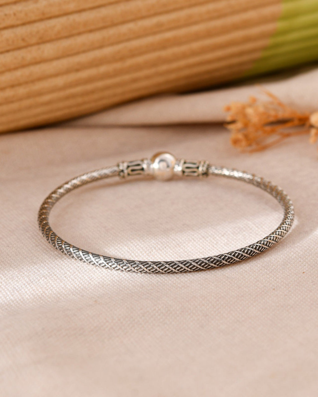 Arrow Design Silver Bangle Bracelet
