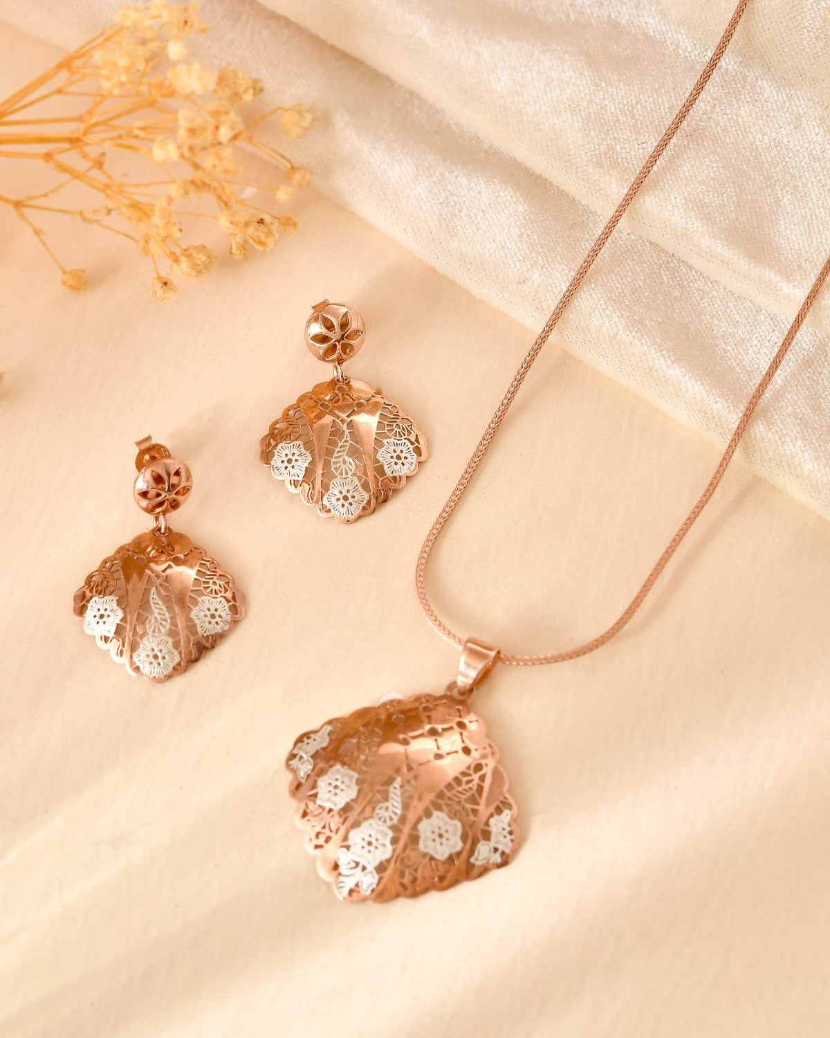 Anti-Tarnish Vintage Floral Filigree 925 Sterling Silver Rose Gold Pendant Set with Drop Earrings (Pendant & Earrings Only)